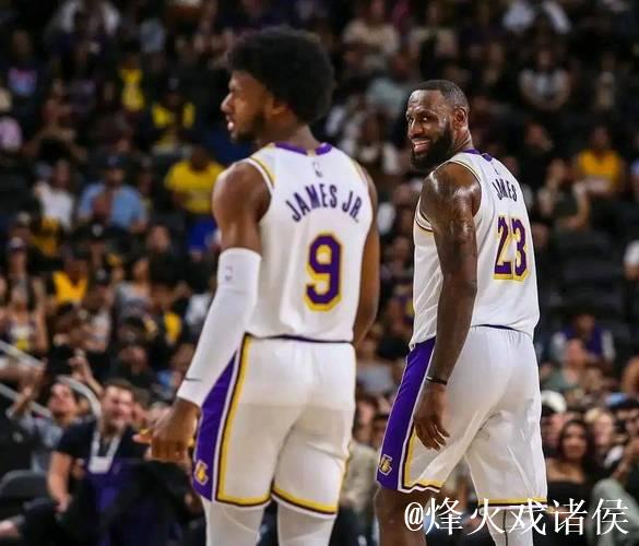 NBA历史性时刻！詹姆斯父子很可能揭幕日同台